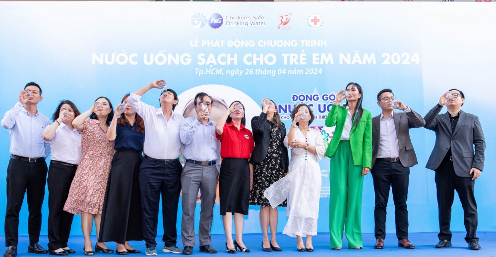P&G Việt Nam tiếp tục hợp tác chiến lược cùng Saigon Co.op mang nước uống sạch đến cộng đồng 