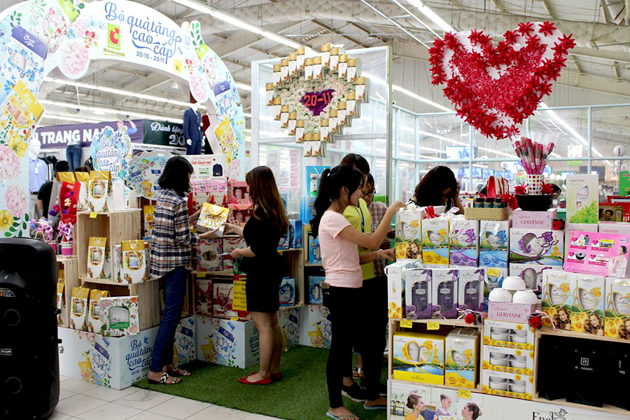 Người tiêu dùng chờ đợi sự kiện giảm giá khủng “Black Friday” tại siêu thị Big C